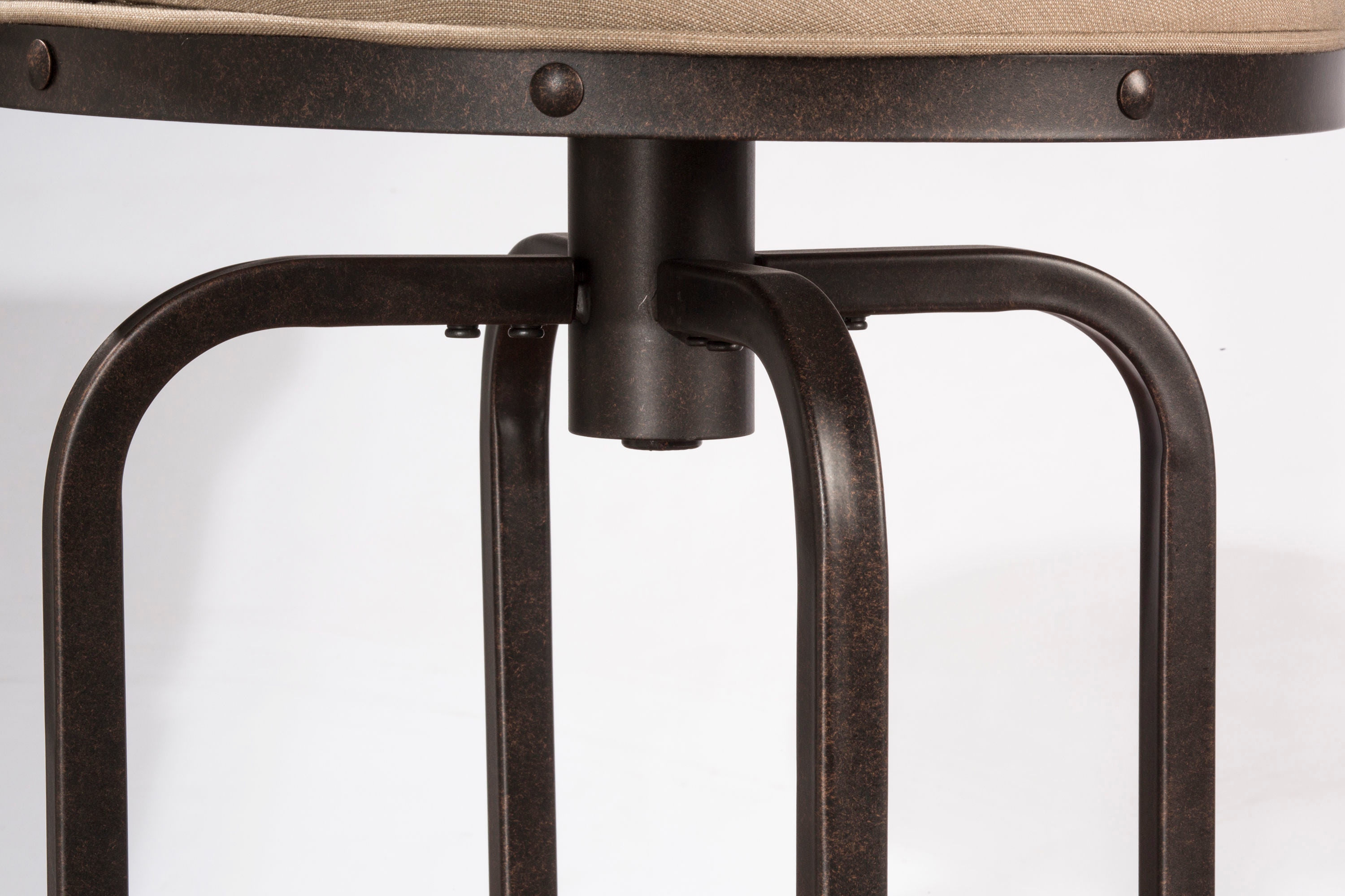 Hillsdale Furniture Outdoor Dining Room Indoor/Outdoor Polston Swivel